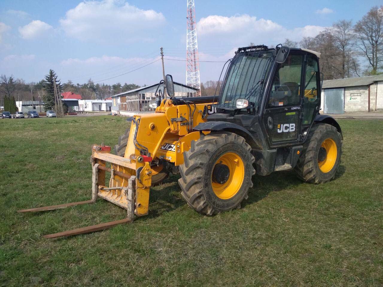 Ladowarka teleskopowa JCB 535-95