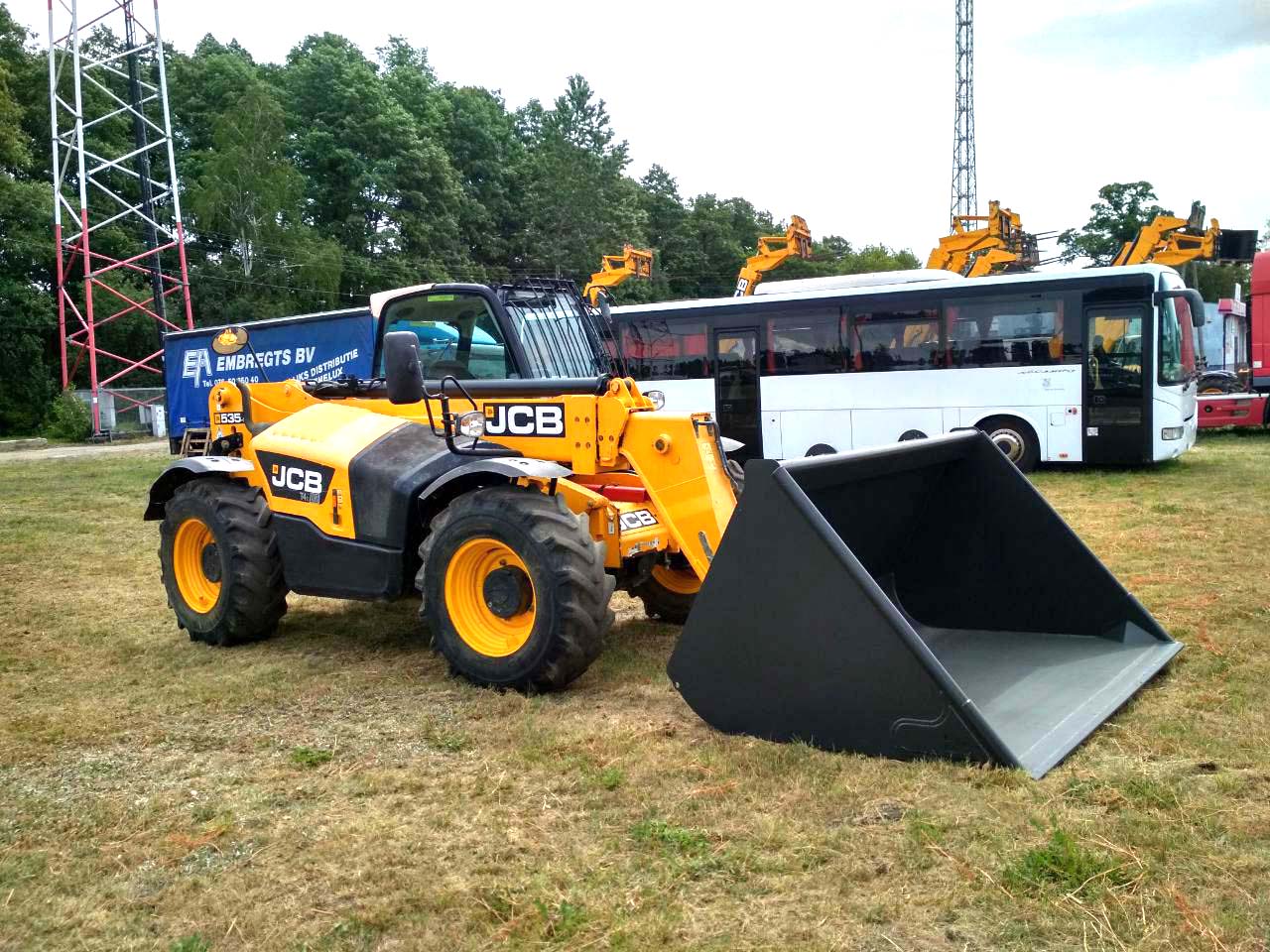 Ladowarka teleskopowa JCB 535-95